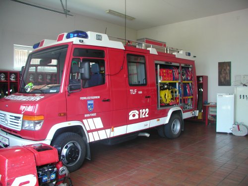 Tanklöschfahrzeug 1000 mit hydr. Rettungssatz