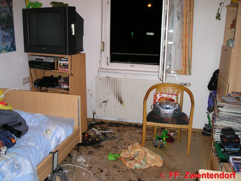 Brandeinsatz im Behindertenwohnheim in Maria Ponsee