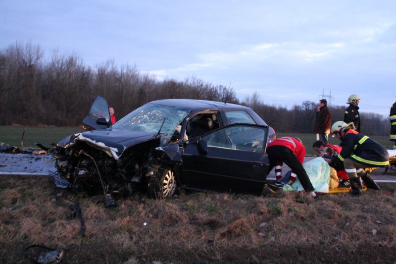 Verkehrsunfall zwischen Bärndorf und Zwentendorf auf der L112