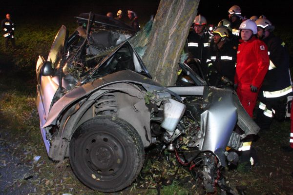 Schwerer Verkehrsunfall mit tödlichem Ausgang