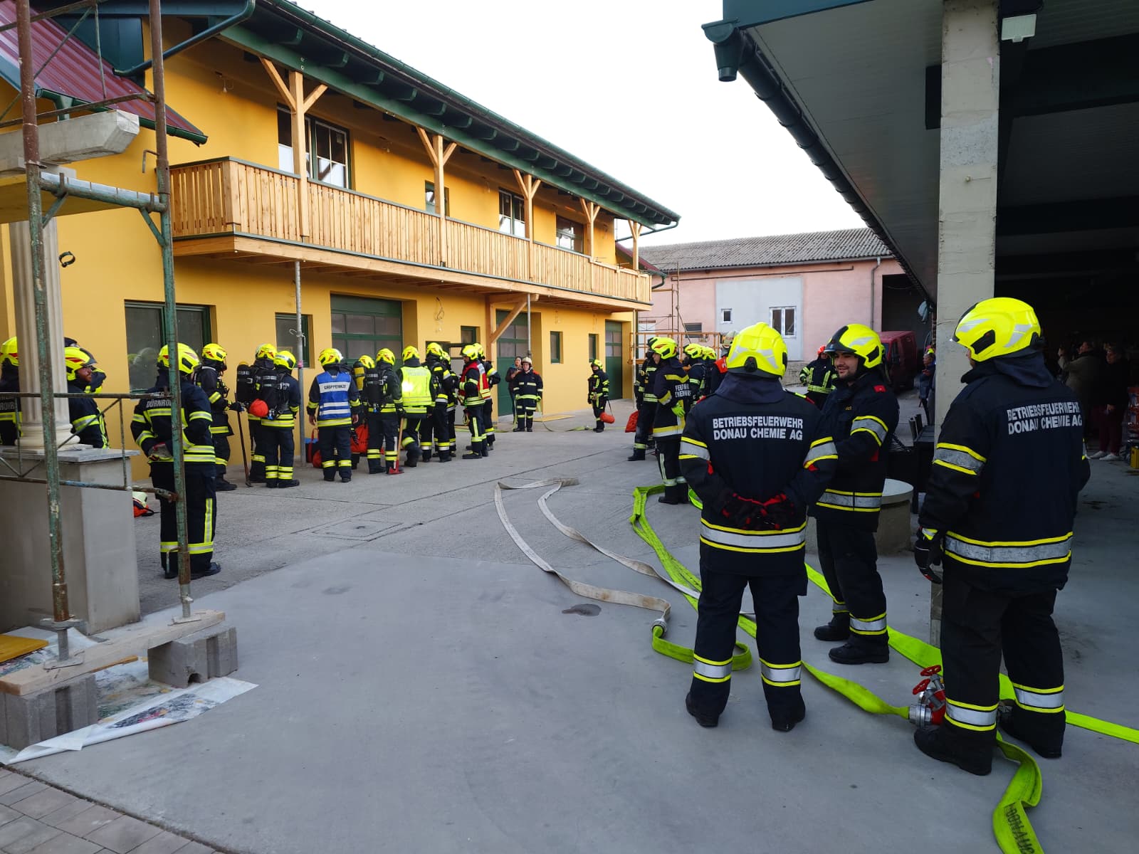 Kombiübung in Pischelsdorf am 08.04.2026 mit 12 geretteten Personen