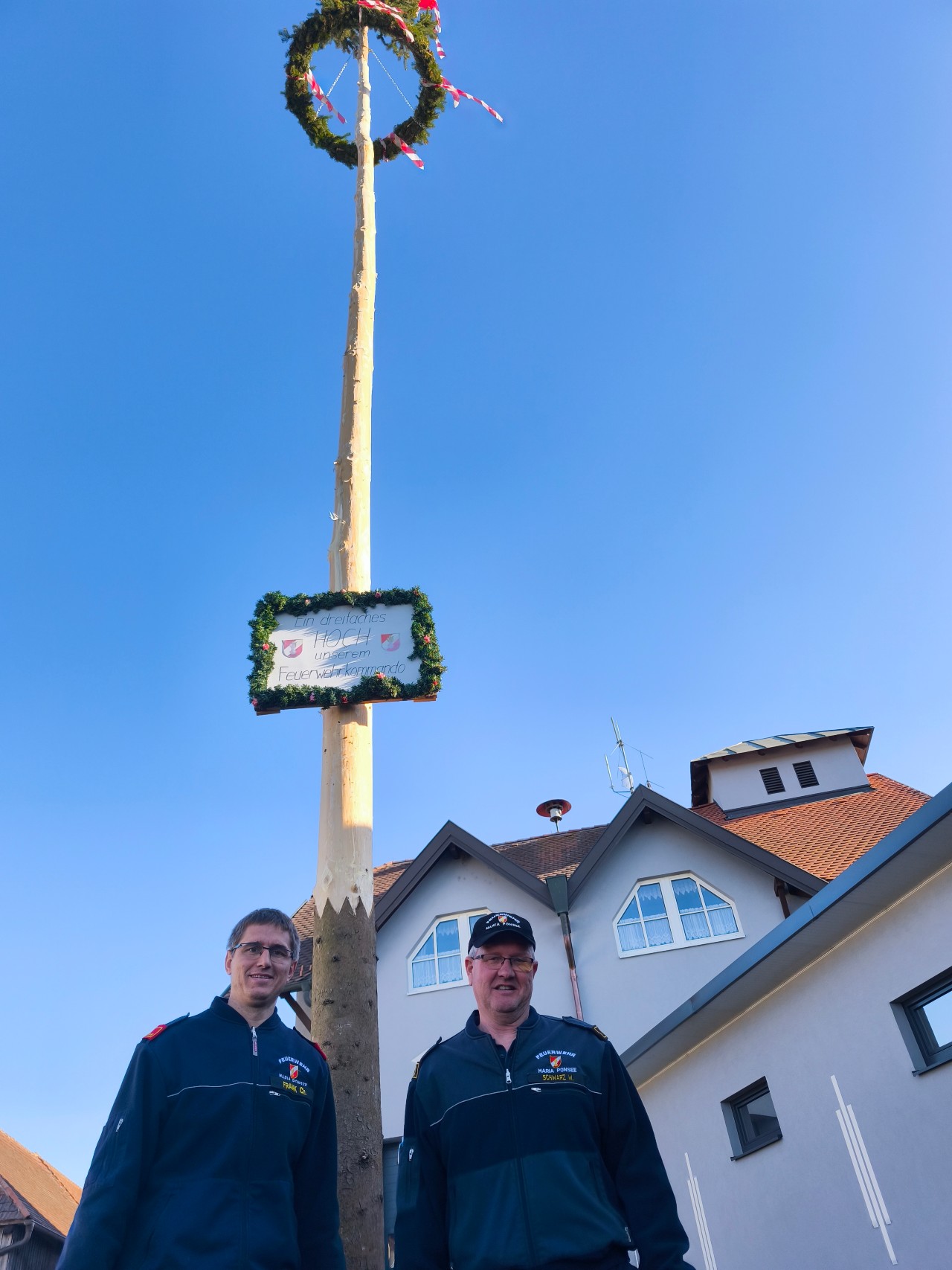 Maibaumaufstellen bei FF Maria Ponsee mit Verköstigung und Fest